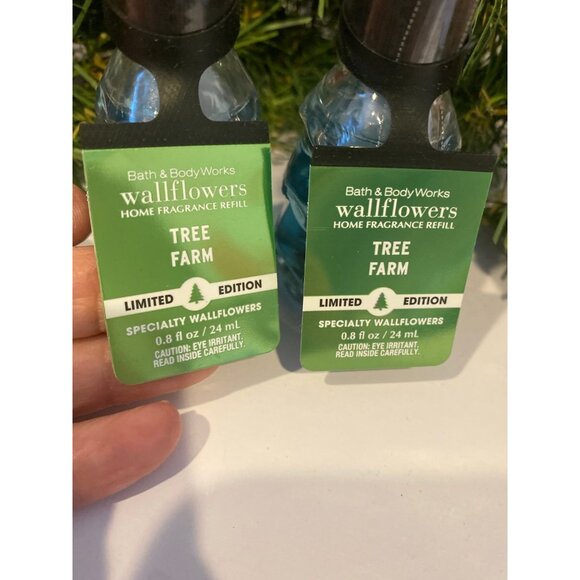 Bath & Body Works Limited Edition Tree Shape “Tree Farm” 2 New Wallflowers - Picture 2 of 6
